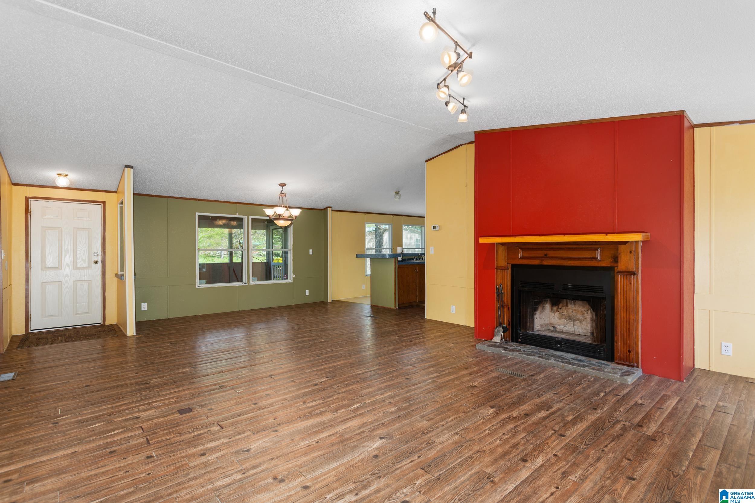 139 Colvard Drive Ohatchee, AL 36271 - Photo 7 of 34