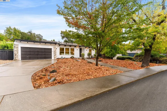 $1,795,000 | 21 Fraser Court, Walnut Creek, CA 94596