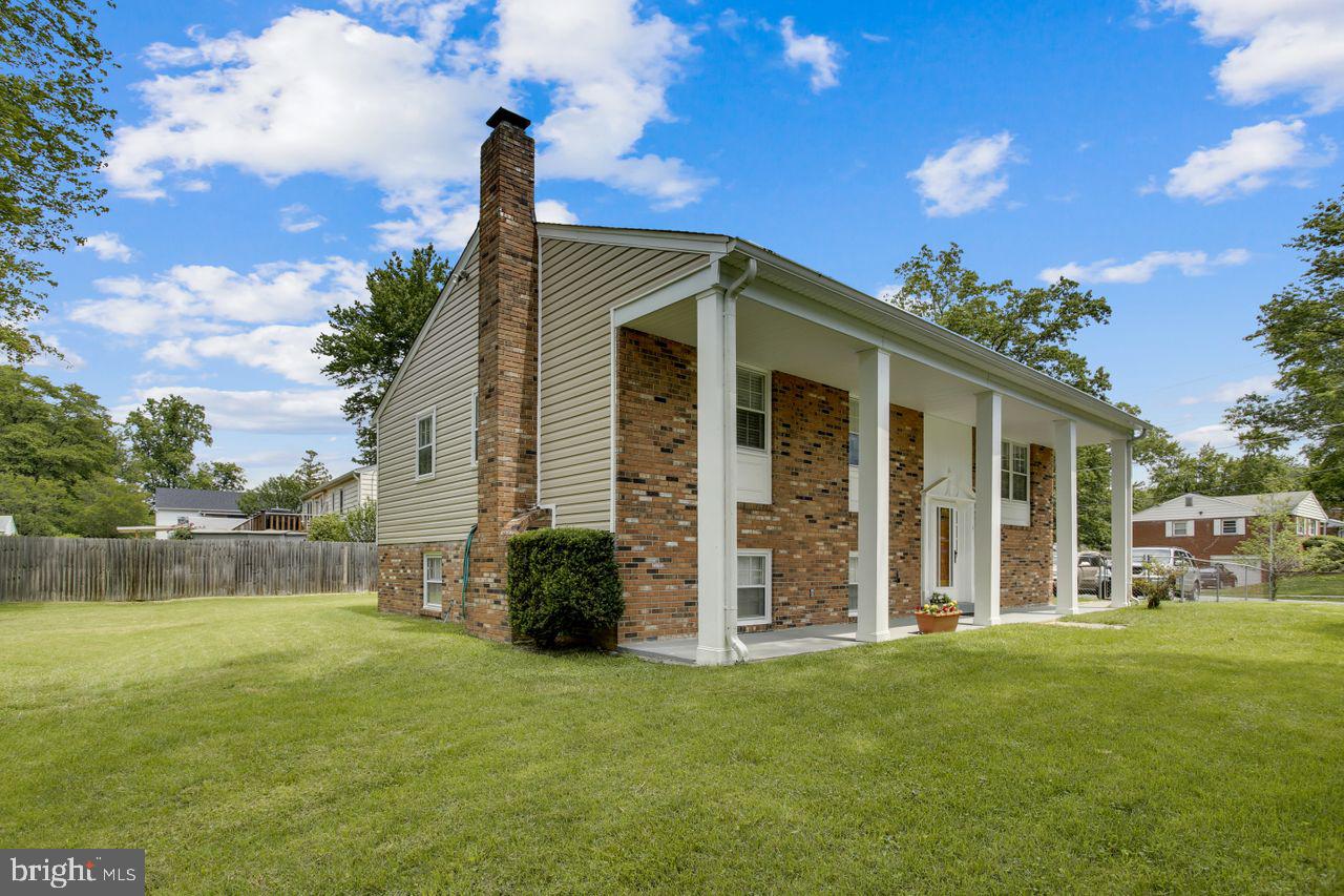Huge level lot!