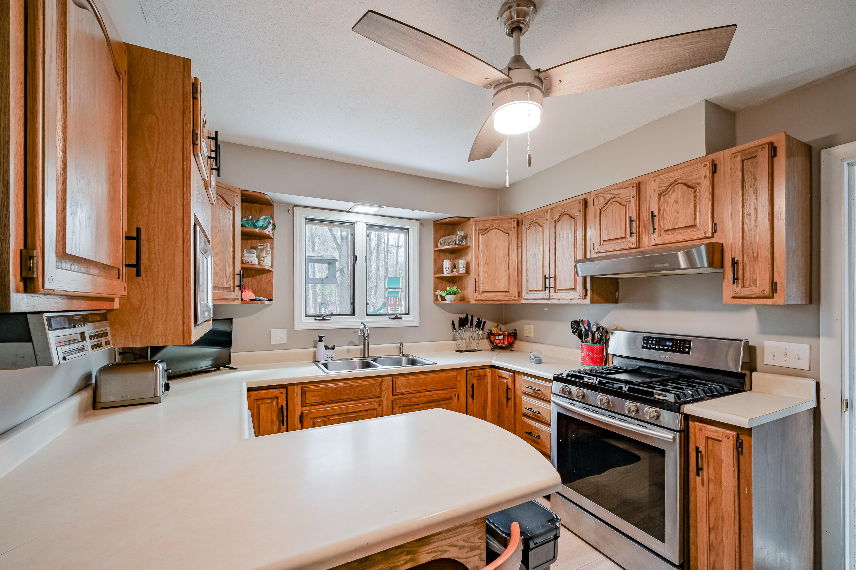 713 Gardiner Road Wiscasset, ME 04578 - Photo 7 of 52 109866gr-115