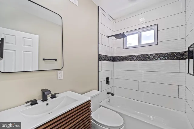 $474,900 | 3713 35th Street, Mount Rainier, MD 20712