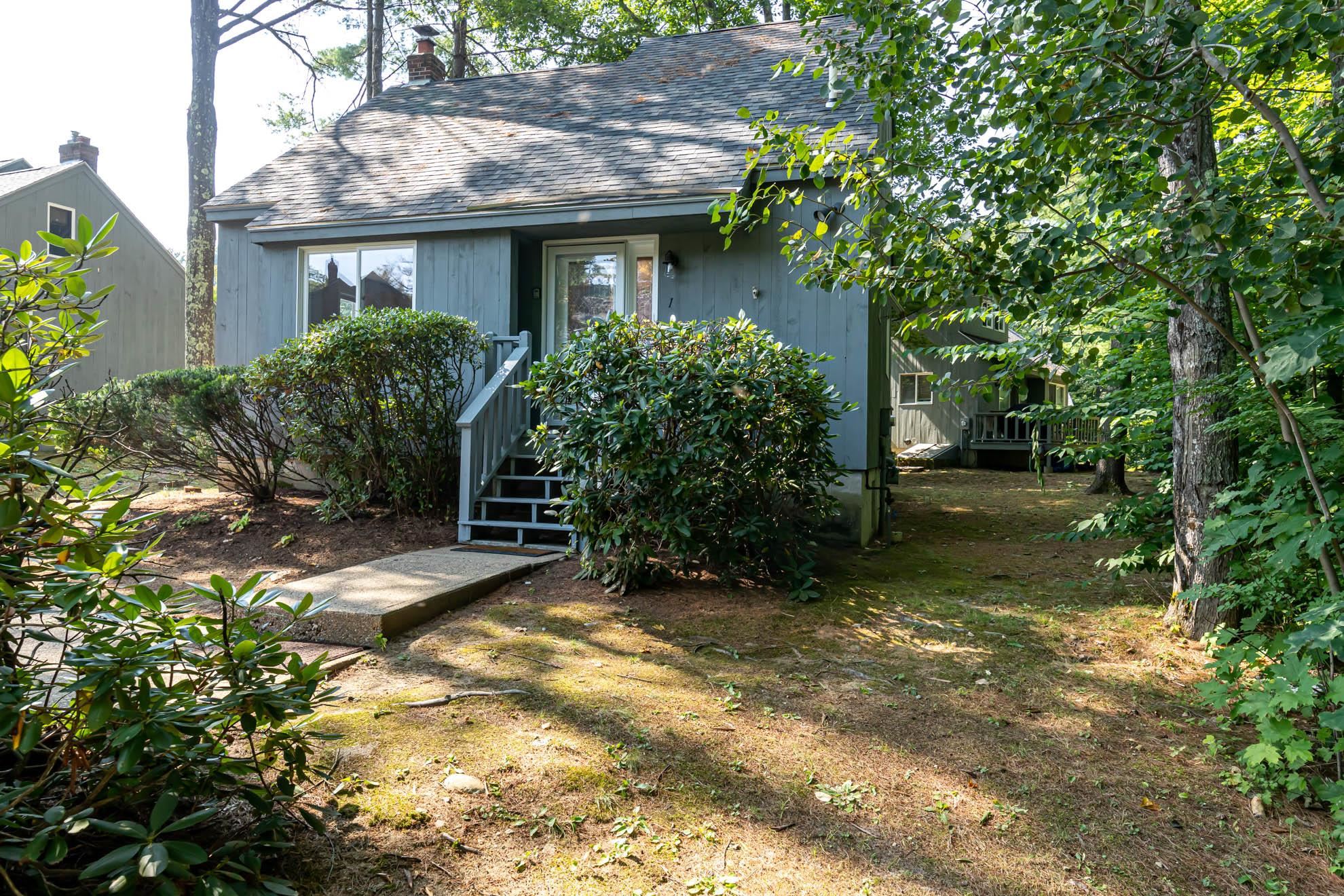 6 Cumberland Road, Unit 1 Gilford, NH 03249 - Photo 34 of 37