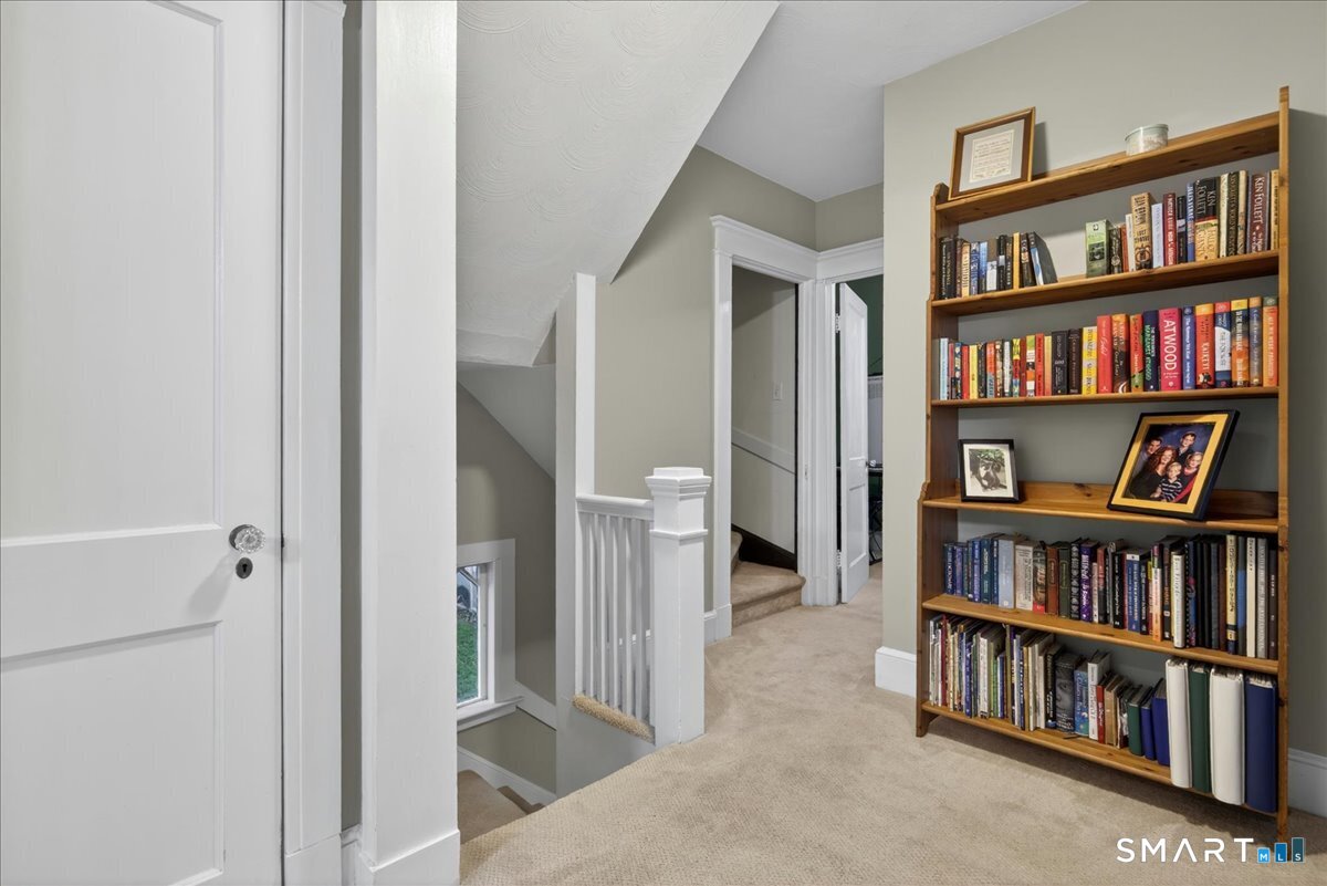 54 Thornton Street Hamden, CT 06517 - Photo 14 of 40