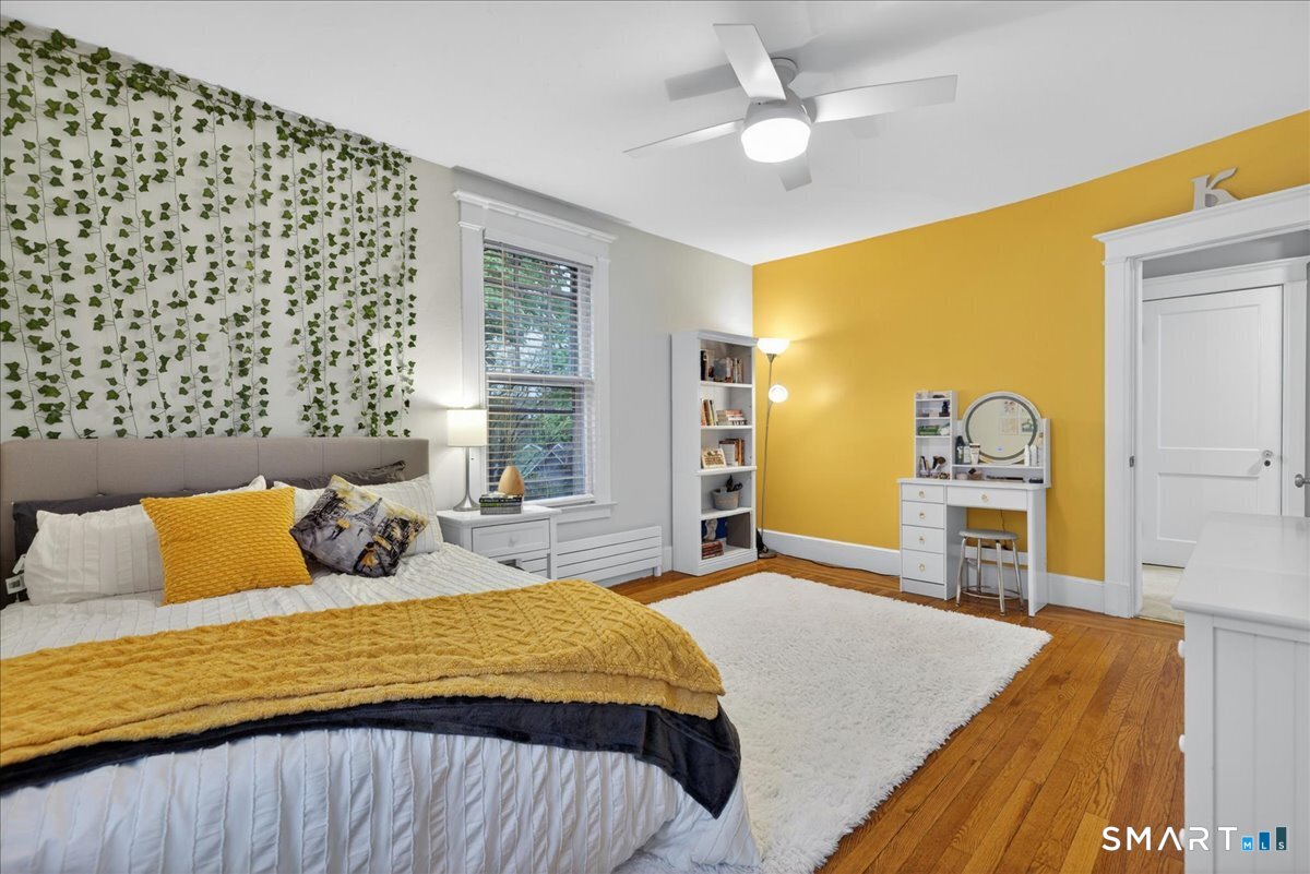 54 Thornton Street Hamden, CT 06517 - Photo 16 of 40