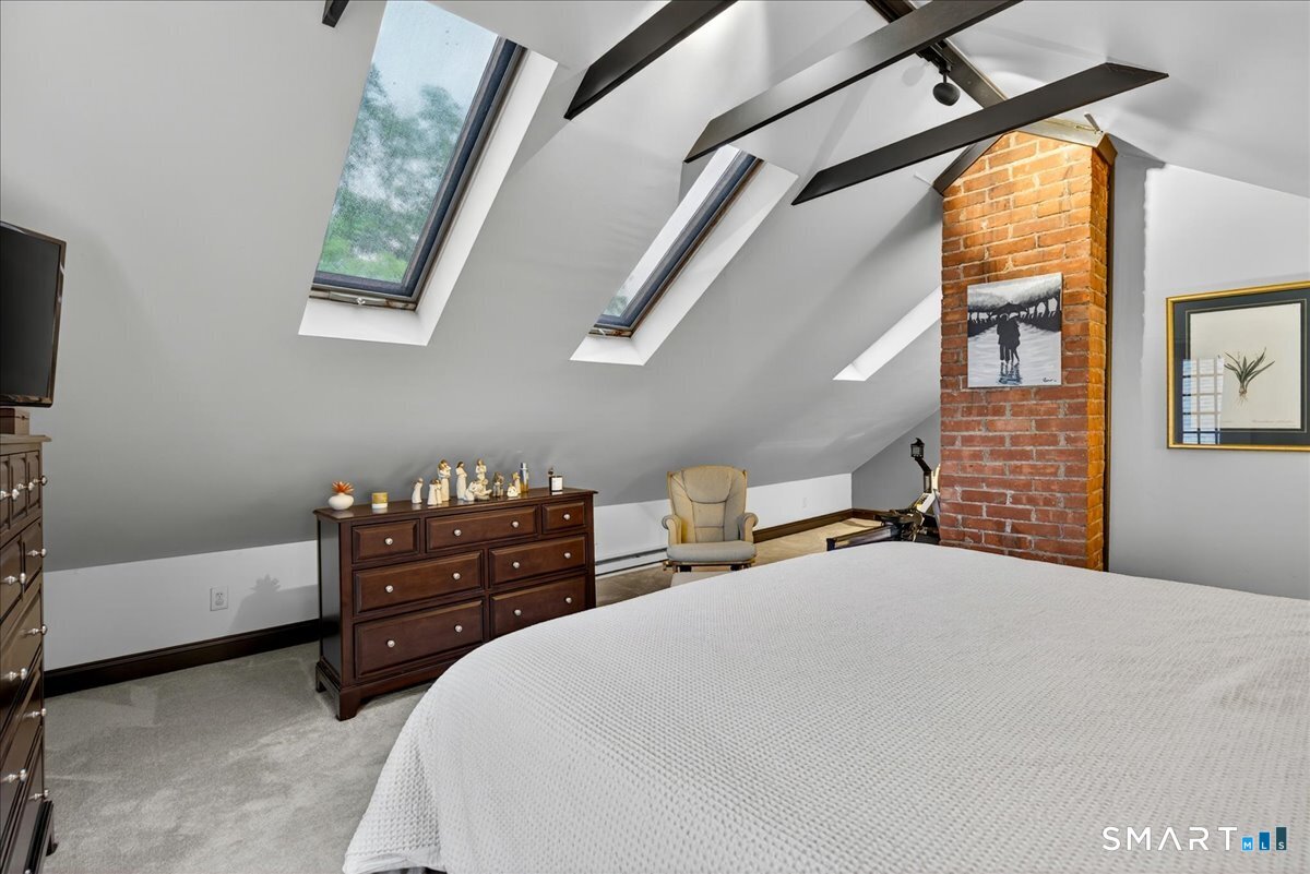 54 Thornton Street Hamden, CT 06517 - Photo 22 of 40