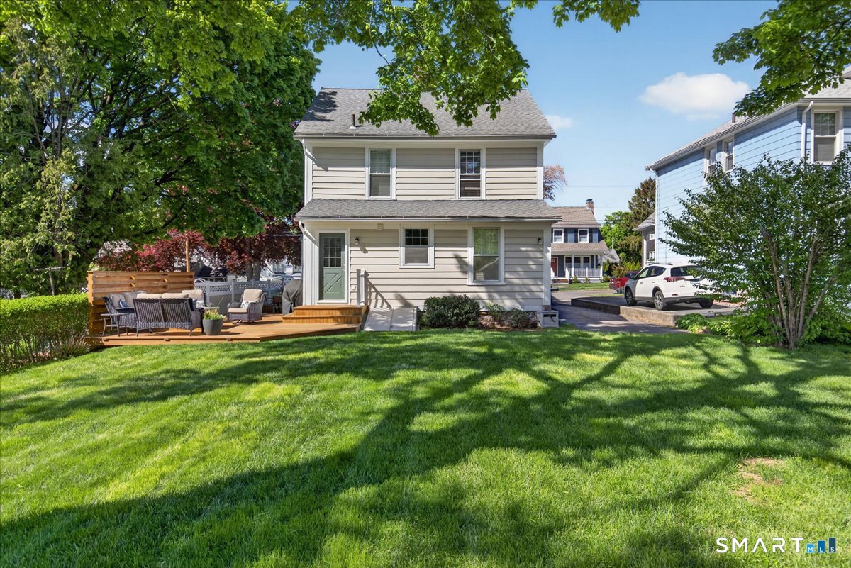 54 Thornton Street Hamden, CT 06517 - Photo 31 of 40