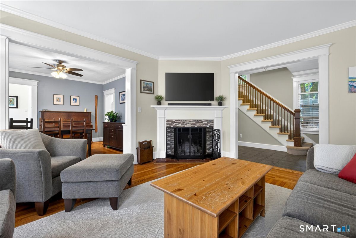 54 Thornton Street Hamden, CT 06517 - Photo 4 of 40