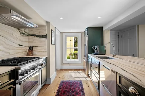 $1,795,000 | 27 Waldron Street, Marblehead, MA 01945