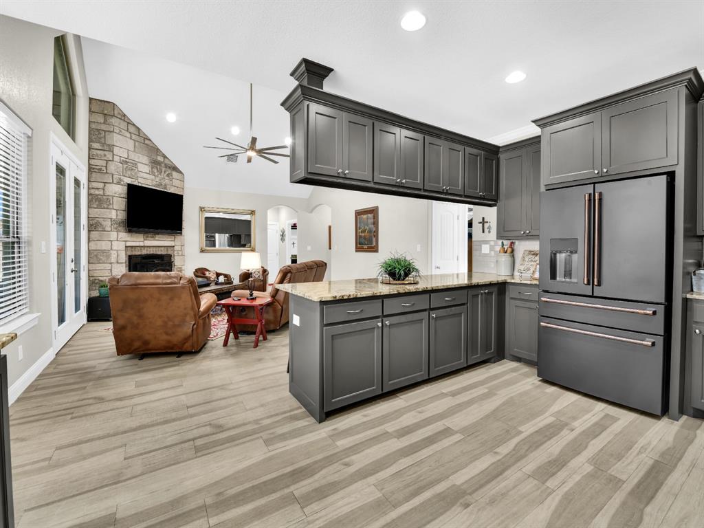 5418 Wedgefield Road Granbury, TX 76049 - Photo 15 of 40