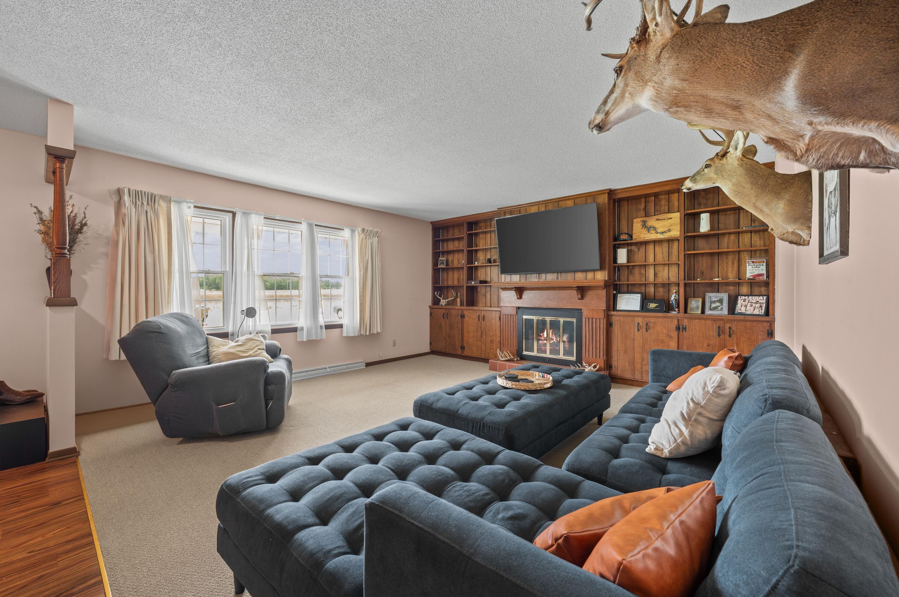5640 Tilly Road St. Joseph, MI 49085 - Photo 7 of 58 08DSC_8396
