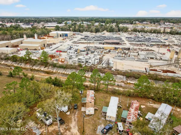 $1,200 | 11213 Dobson Road, Unit 10, Gulfport, MS 39503