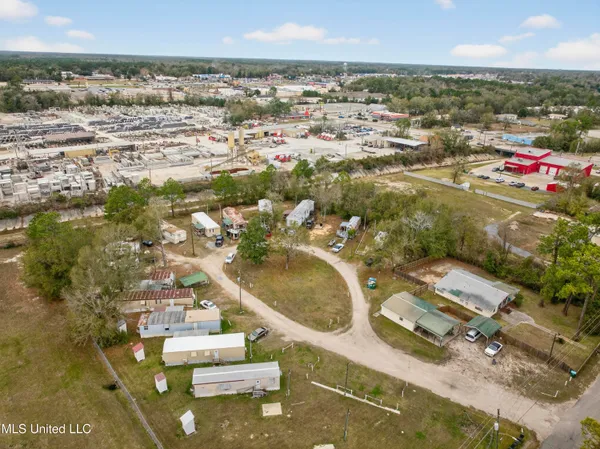 $1,200 | 11213 Dobson Road, Unit 10, Gulfport, MS 39503