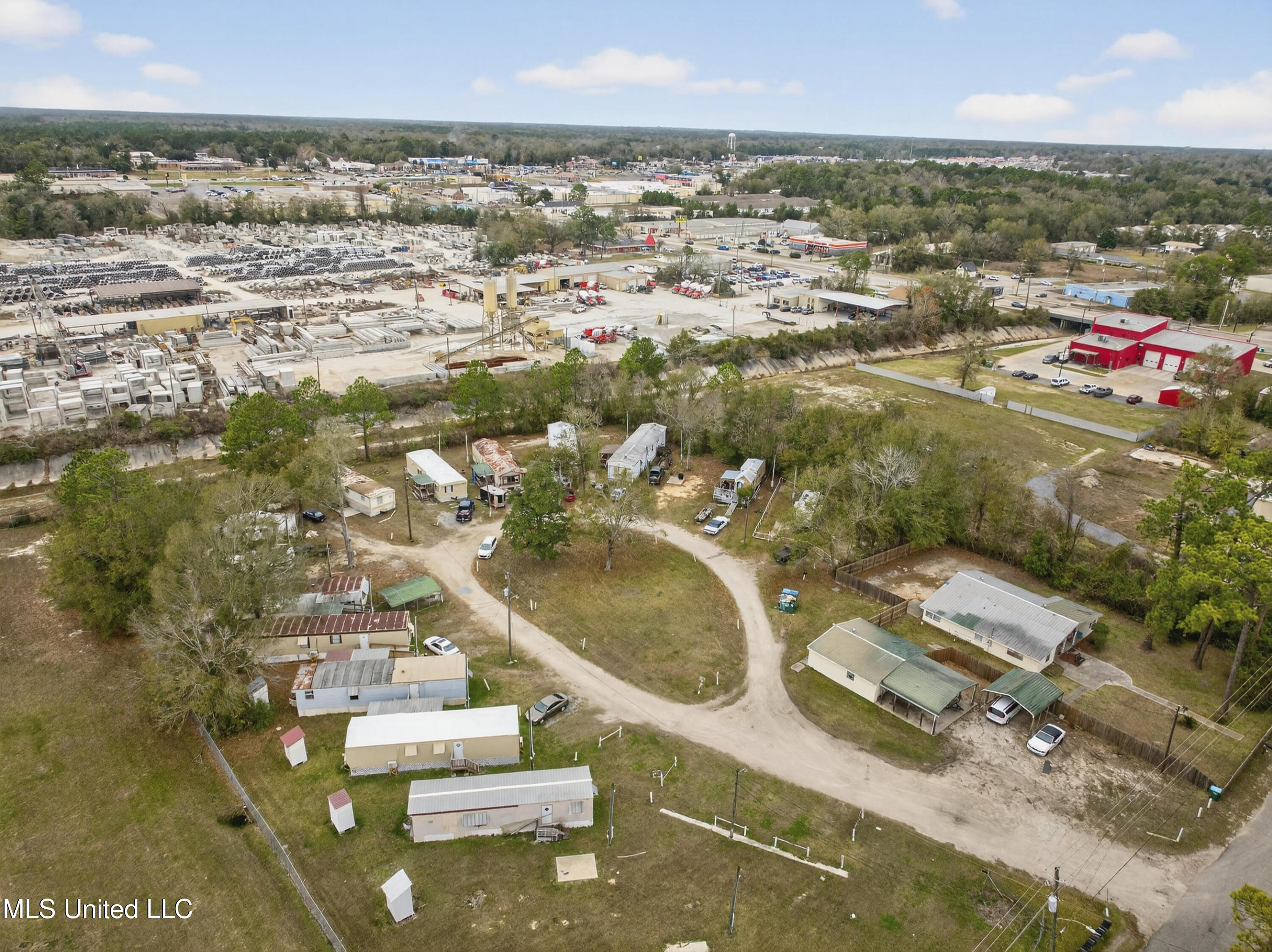 11213 Dobson Road, Unit 10 Gulfport, MS 39503 - Photo 23 of 23 11213DubsonRd-24