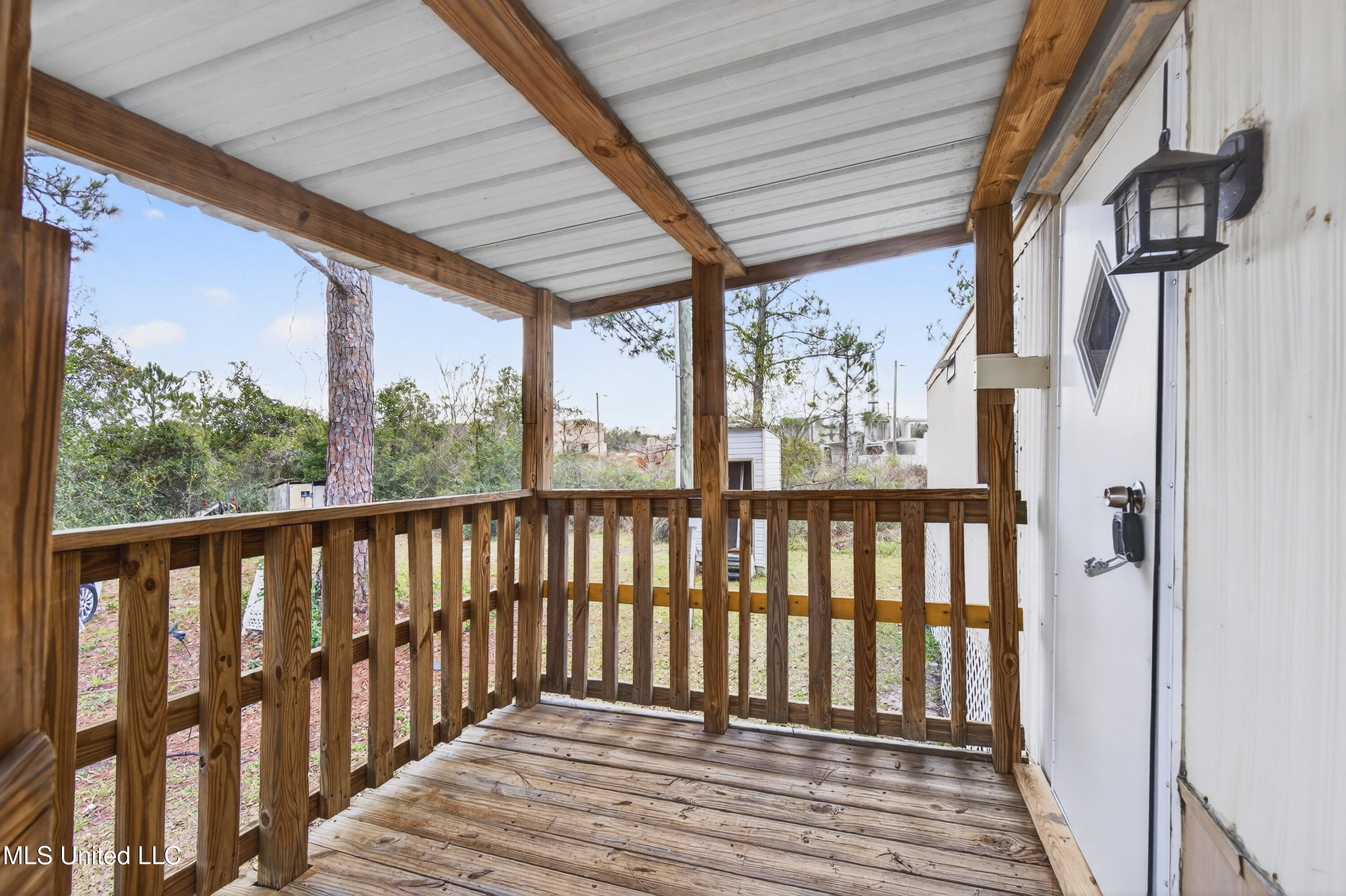 11213 Dobson Road, Unit 10 Gulfport, MS 39503 - Photo 4 of 23 11213DubsonRd-5