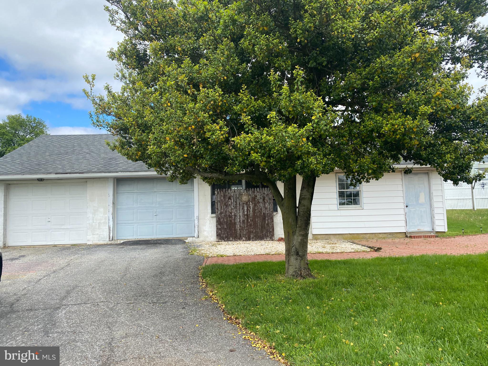 2 Dry Wells Road Christiana, PA 17509 - Photo 29 of 29 Shared garage