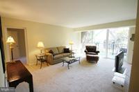 1550 Northgate Square, Unit 15501 Reston, VA 20190 - Photo 2 of 22 Living Room