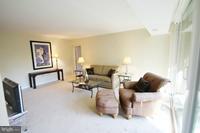 1550 Northgate Square, Unit 15501 Reston, VA 20190 - Photo 4 of 22 Living Room