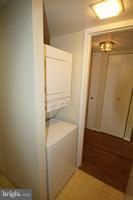 1550 Northgate Square, Unit 15501 Reston, VA 20190 - Photo 7 of 22 Kitchen