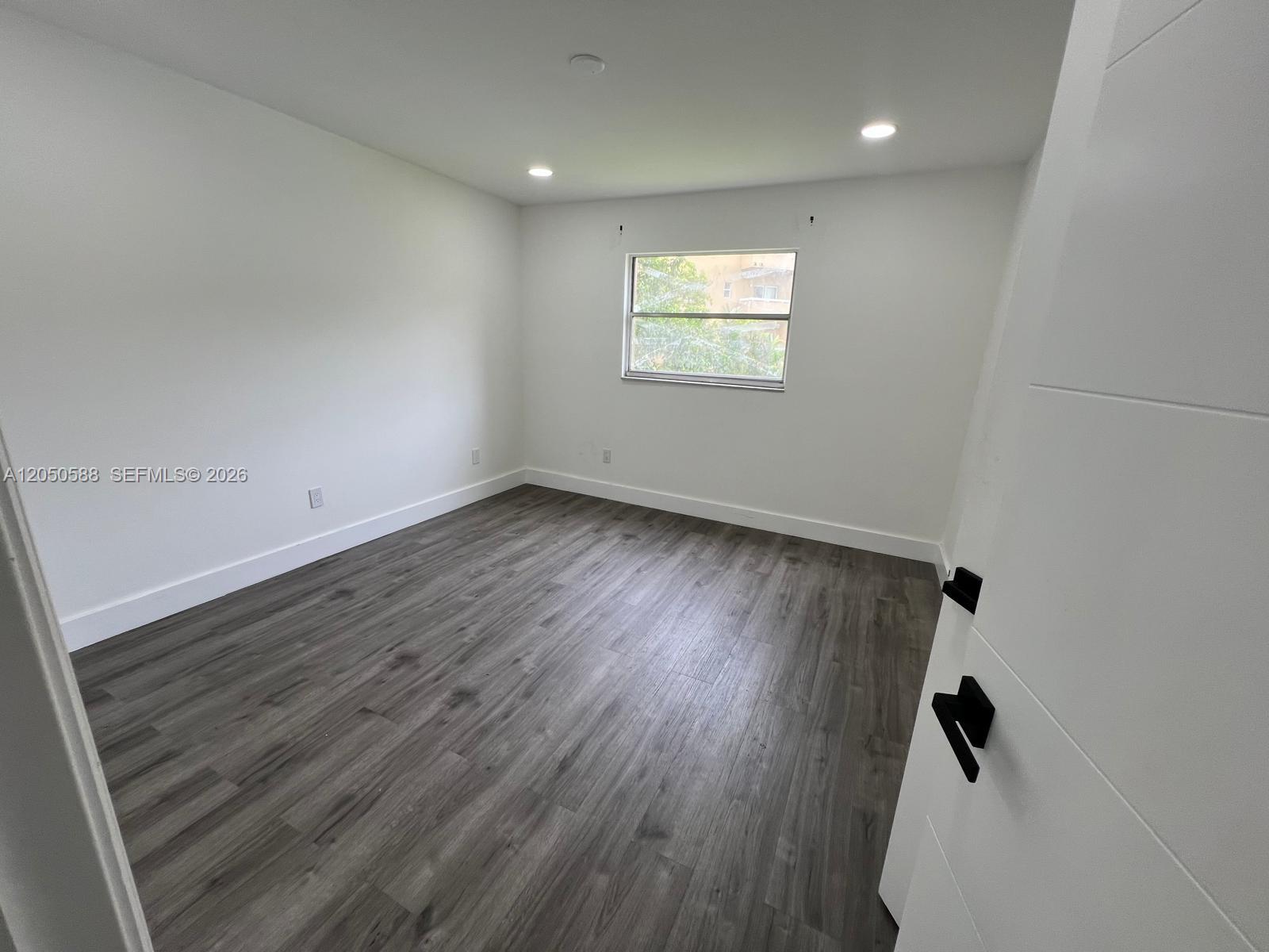 4111 Stirling Road, Unit 209 Fort Lauderdale, FL 33314 - Photo 16 of 18