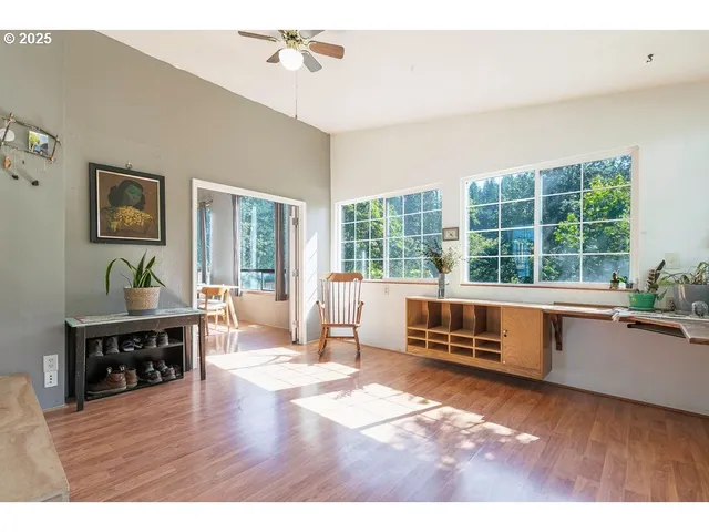 $699,000 | 2524 Southeast Mannthey Road, Corbett, OR 97019