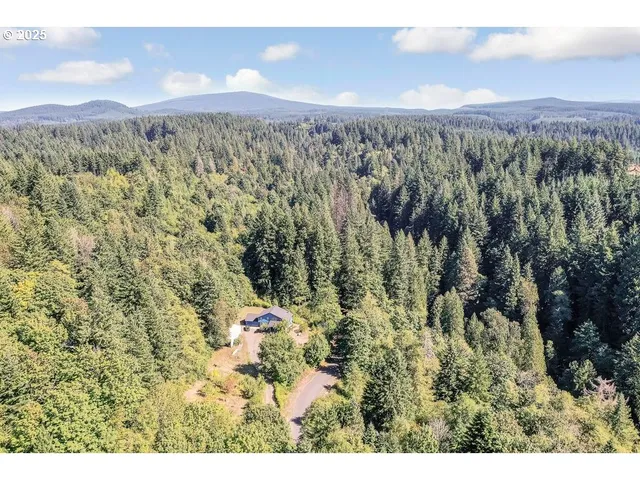 $699,000 | 2524 Southeast Mannthey Road, Corbett, OR 97019