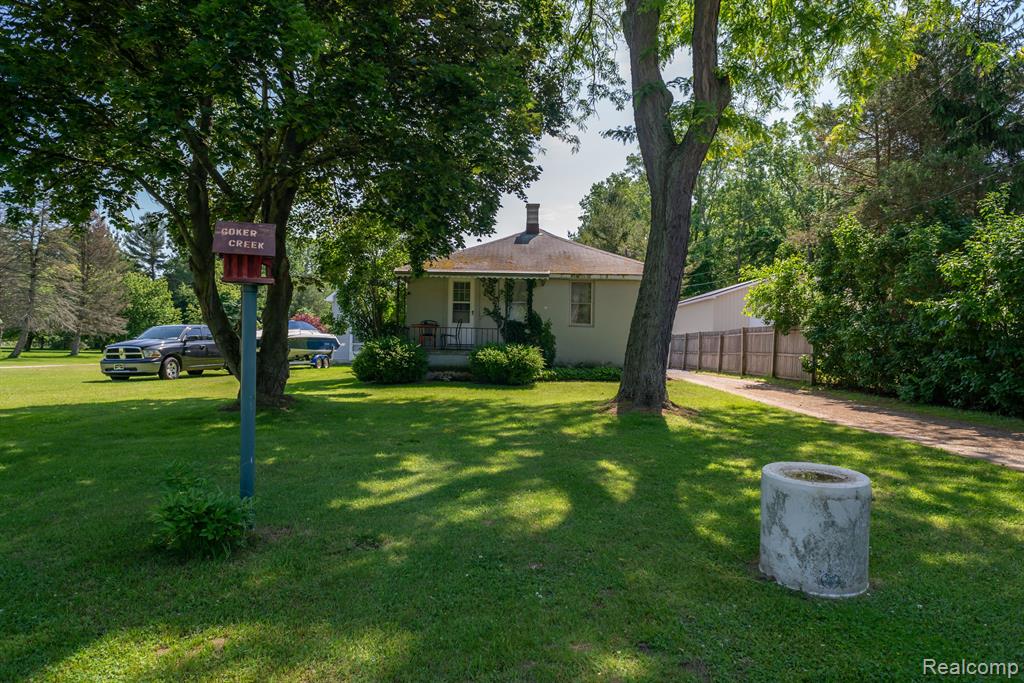 8219 Marsh Road Algonac, MI 48001 - Photo 3 of 26