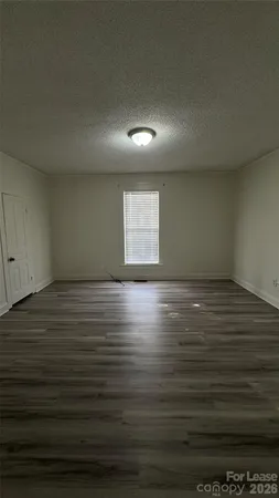 $1,900 | 181 McGill Avenue Northwest, Concord, NC 28025