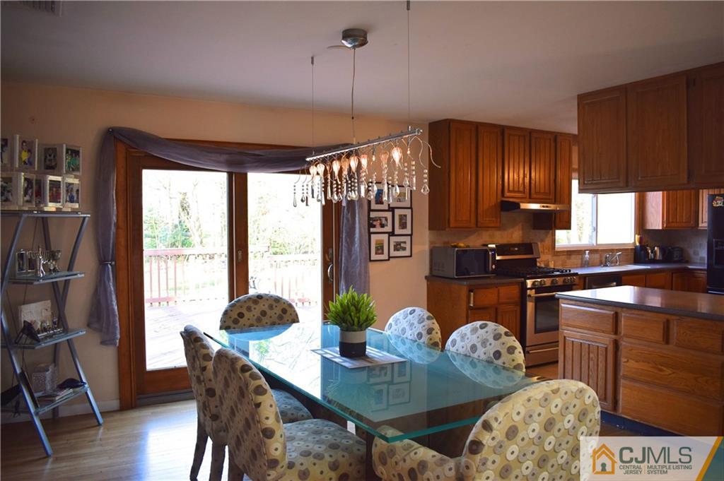 3 Timber Road East Brunswick, NJ 08816 - Photo 5 of 21 a kitchen with granite countertop lots of counter top space