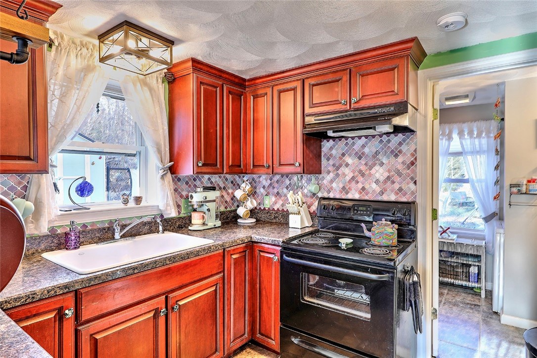 145 West Shore Drive Exeter, RI 02822 - Photo 22 of 35