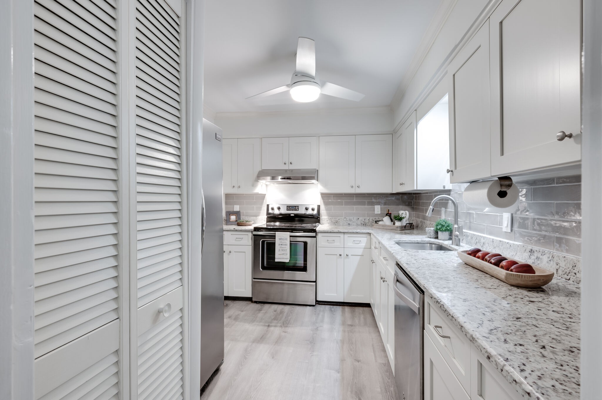 2116 Hobbs Road, Unit M1 Nashville, TN 37215 - Photo 15 of 36 a kitchen with a sink cabinets and appliances