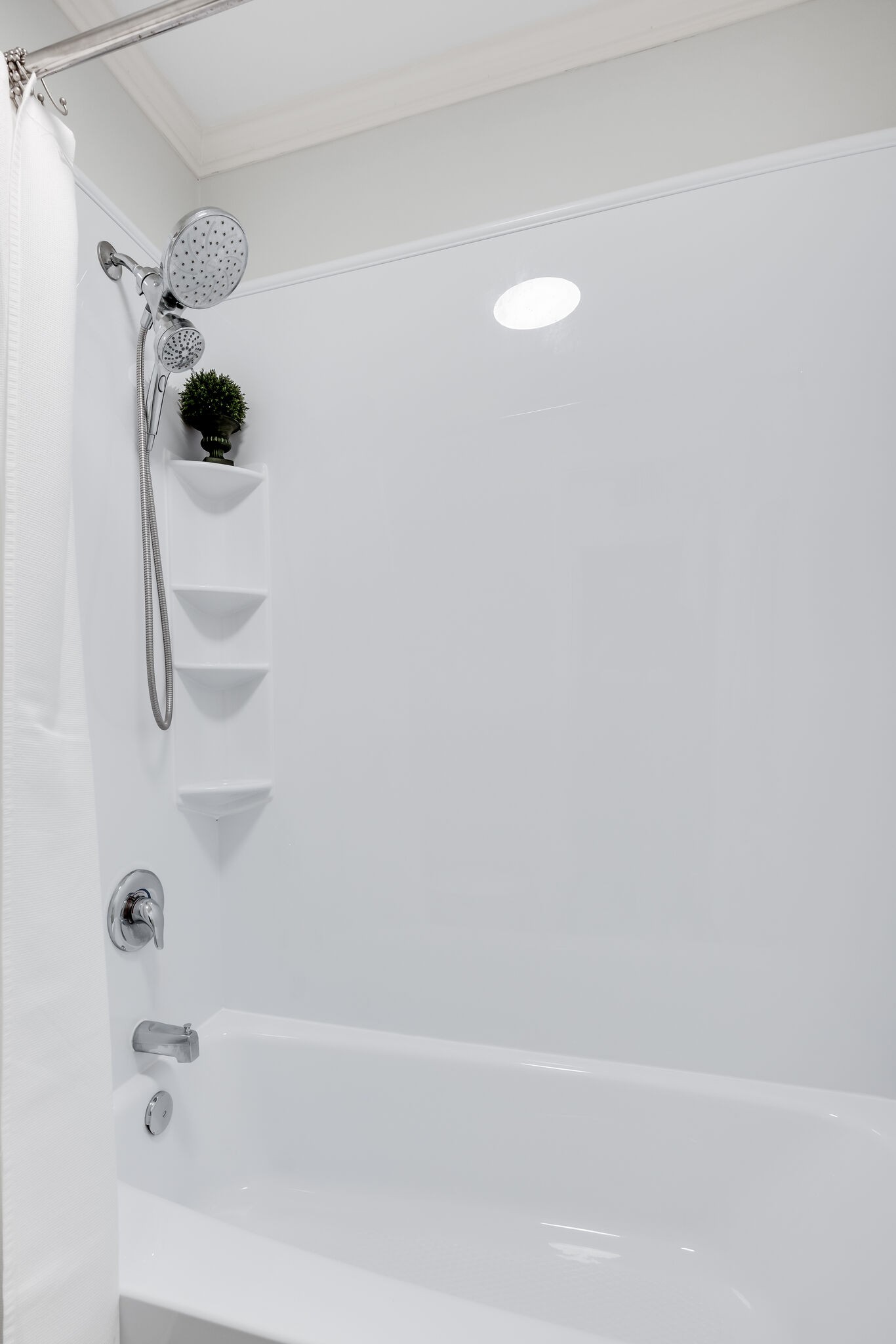 2116 Hobbs Road, Unit M1 Nashville, TN 37215 - Photo 21 of 36 a bathroom with a shower and a bathtub