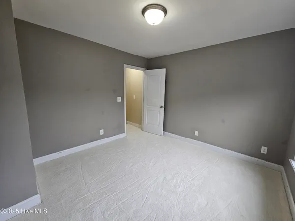 $1,850 | 111 Palo Alto Park Drive, Maysville, NC 28555