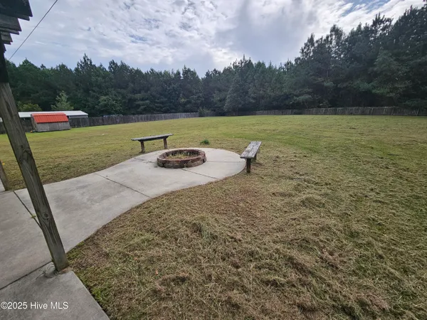 $1,850 | 111 Palo Alto Park Drive, Maysville, NC 28555