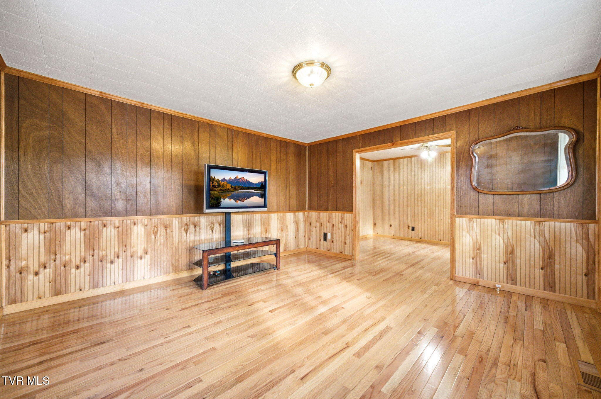 307 Tween Hills Road Bristol, TN 37620 - Photo 7 of 48 307 Tween Hills Road
