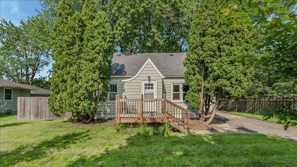 $219,900 | 2107 Clearwater Road, St. Cloud, MN 56301