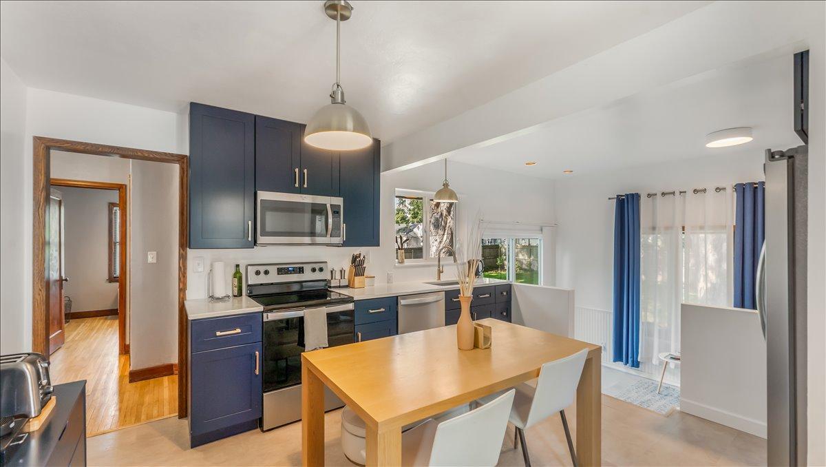 2107 Clearwater Road St. Cloud, MN 56301 - Photo 3 of 33