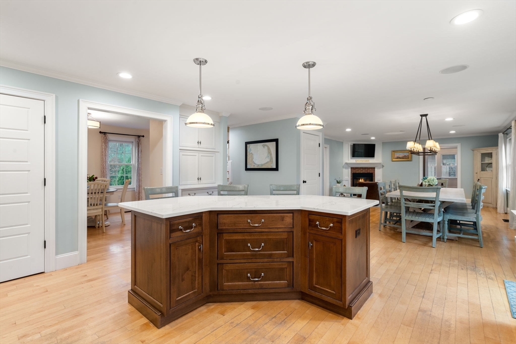 17 Sanger Road Duxbury, MA 02332 - Photo 4 of 32 Gallery Image 4
