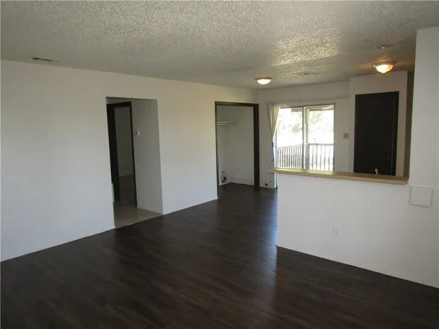 $895 | 4910 Pepper Lane, Unit D, Austin, TX 78744