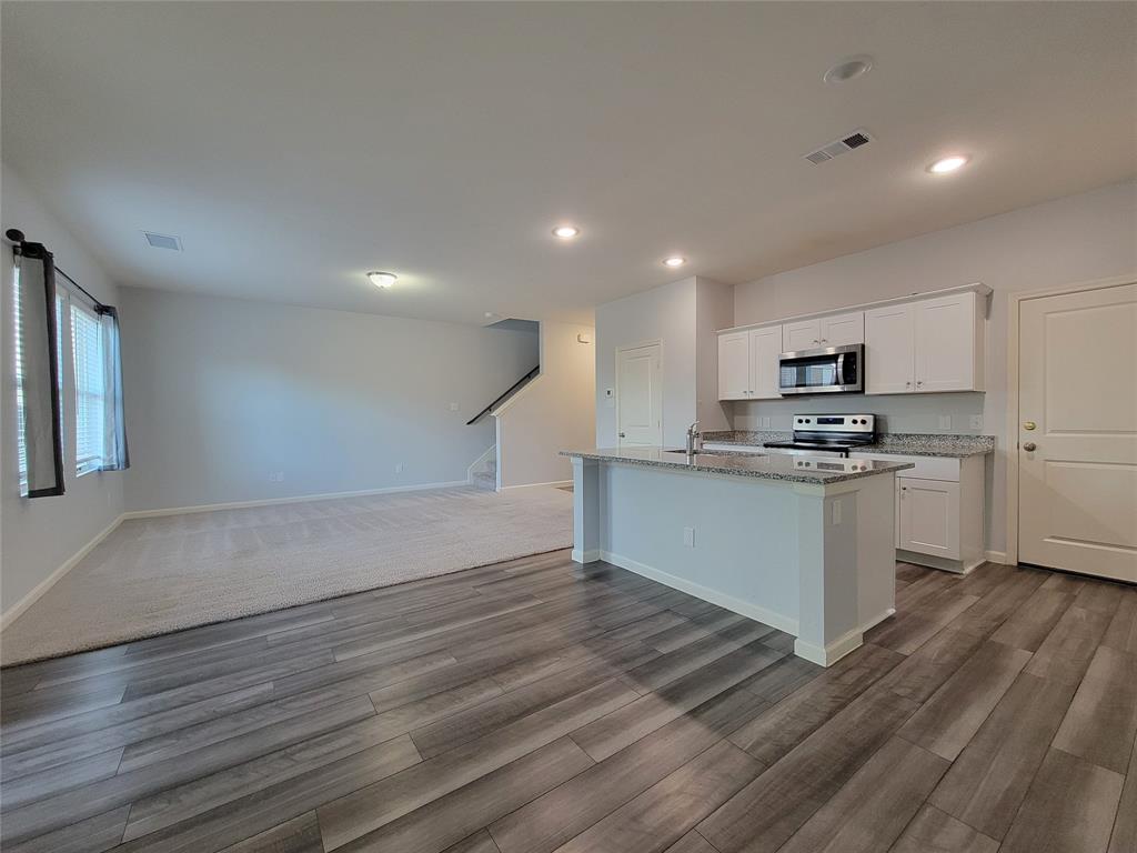 6820 Bonanza Way Forney, TX 75126 - Photo 3 of 16