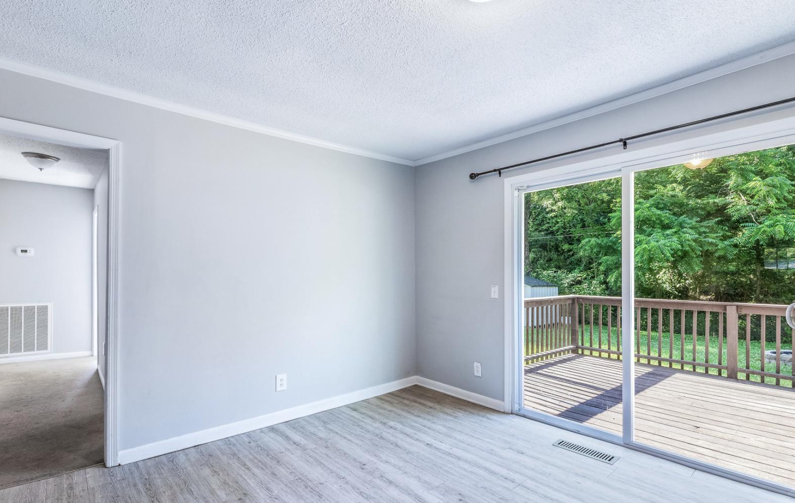 806 Ely Road Chattanooga, TN 37343 - Photo 11 of 18 Dining Area