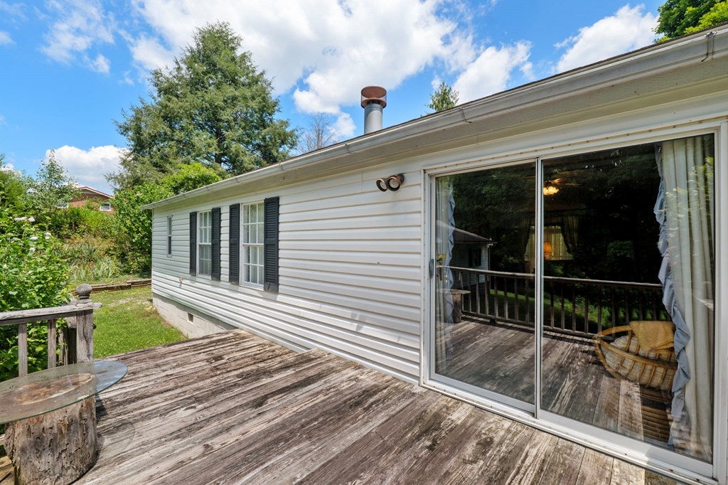 2257 Julia Simpkins Road Hiwassee, VA 24347 - Photo 30 of 31 Gallery Image 30