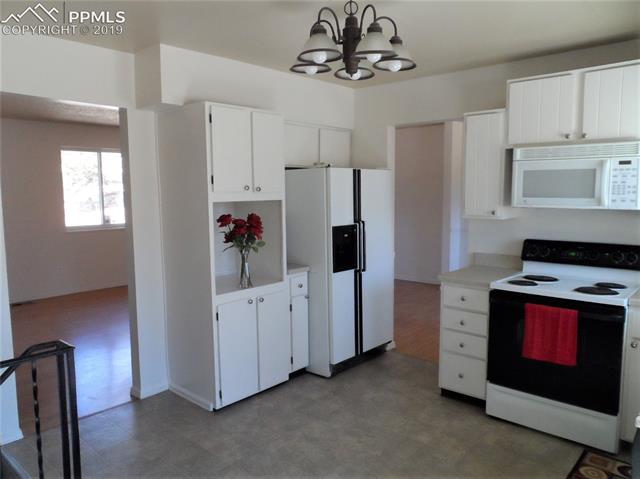 1611 Wooten Road Colorado Springs, CO 80915 - Photo 9 of 28 Gallery Image 9