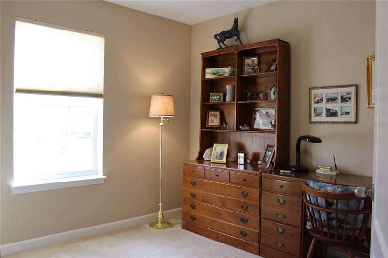 42 Truman Circle McKees Rocks, PA 15136 - Photo 22 of 25 Gallery Image 22