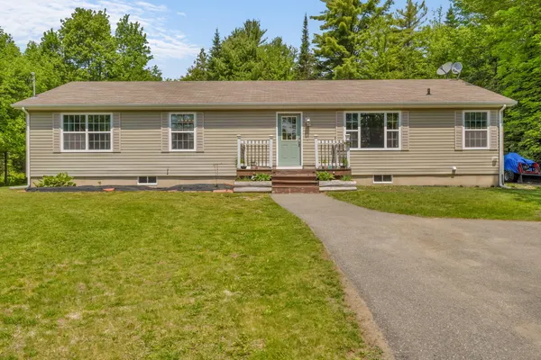 $309,900 | 84 McIntosh Avenue, Levant, ME 04456