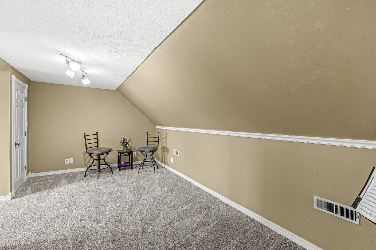 5598 Broyles Road Avon, IN 46123 - Photo 17 of 31 Gallery Image 17