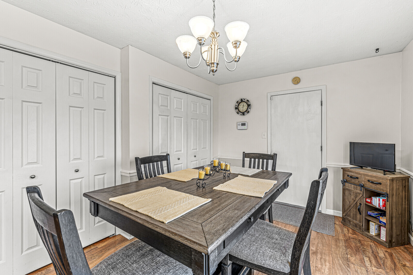 5598 Broyles Road Avon, IN 46123 - Photo 4 of 31 Gallery Image 4
