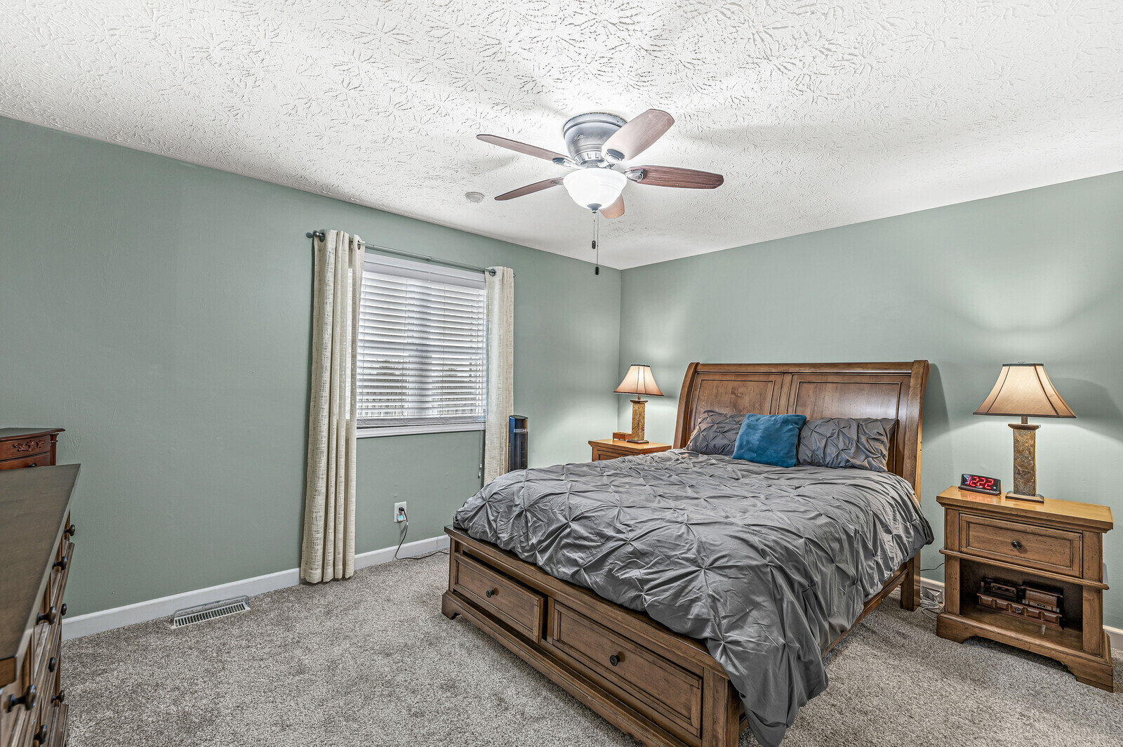 5598 Broyles Road Avon, IN 46123 - Photo 10 of 31 Gallery Image 10