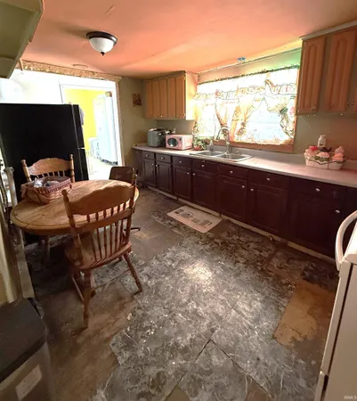 $50,000 | 106 East Union Street, West Union, IL 62477