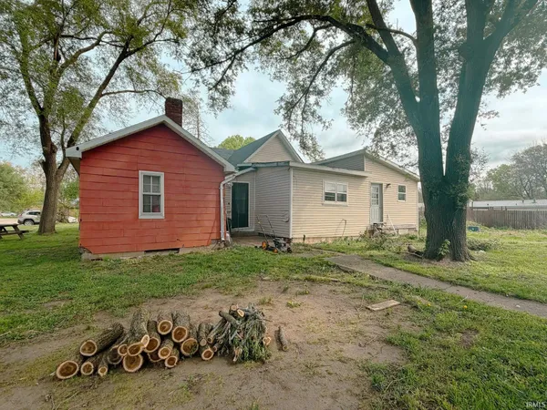 $39,900 | 106 East Union Street, West Union, IL 62477