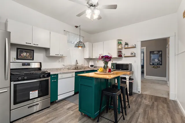 $235,000 | 1812 Cedar Road, Homewood, IL 60430